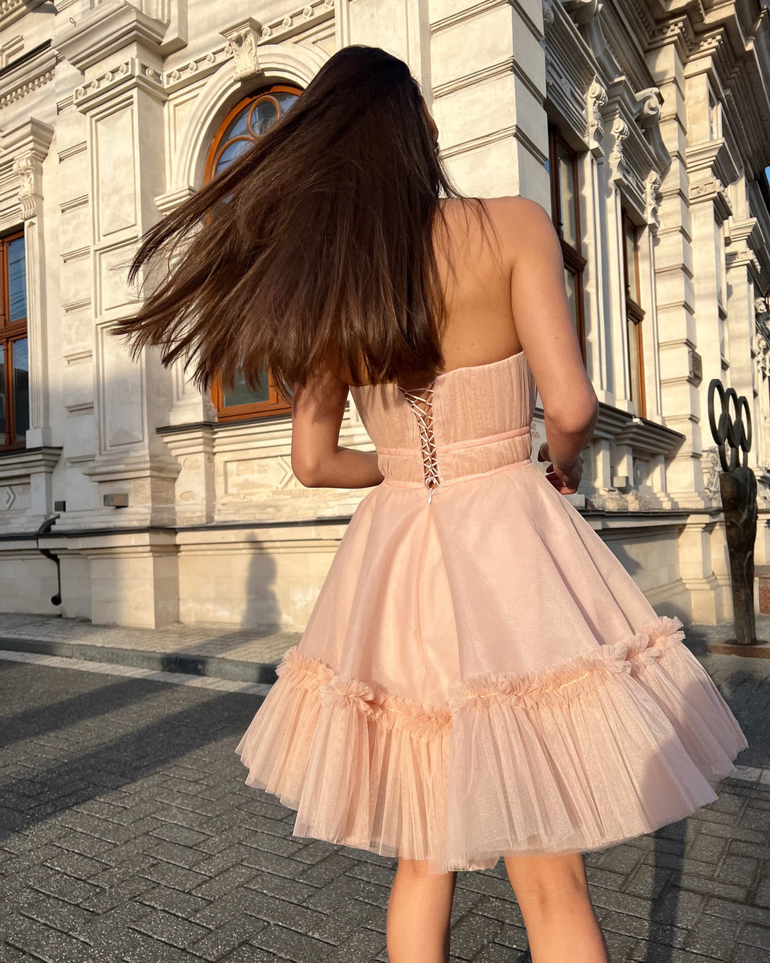 Rochie eleganta de ocazie roz deschis scurta cu corset - BELLADRESS